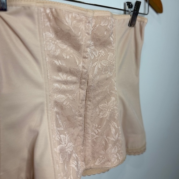 luleh Elegant Cream Lace Corset Top (XL) - Picture 3 of 7